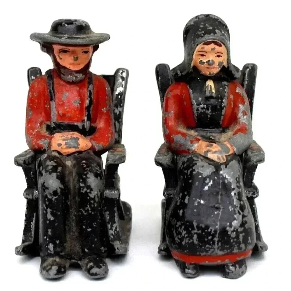 Cast Iron Amish Salt & Pepper Husband & Wife on S & P Rocking Chair Shakers
